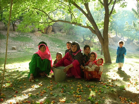 Yokolang, village isolé du nord de l'Afghanistan, juillet 2007, photo Béatrice Maine