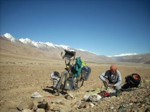 mémoire de son futur, tour du monde à vélo, croissance professionnelle, choix, engagement